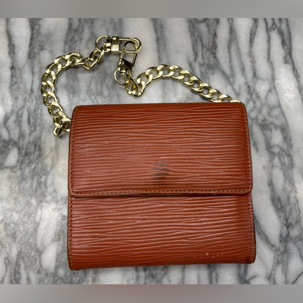 Authentic Louis Vuitton Epi Wallet